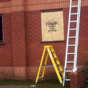 emergency glass replacement boarding up